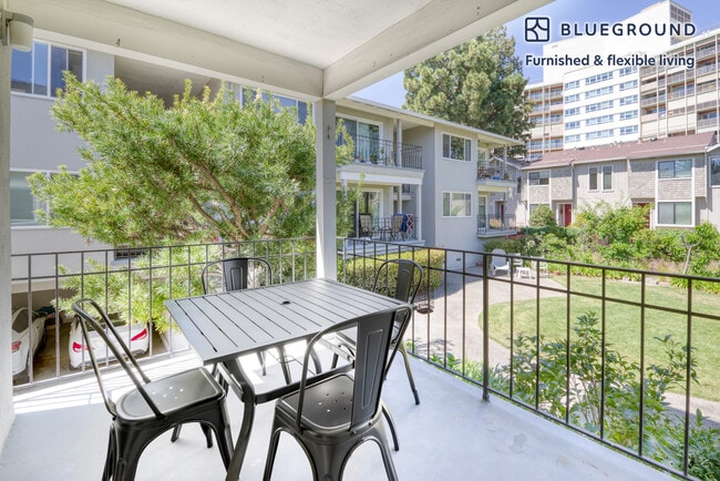 Photo - 837 Cowper St Unidad FL1-ID1013