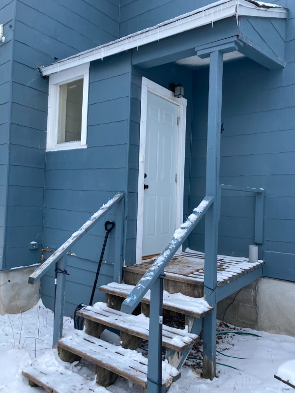 Photo - 912 5th St SW Unit 4