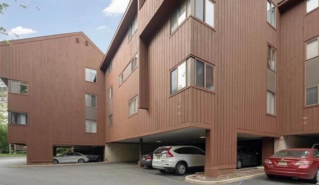 Building Photo - 476 Teal Plaza Unit 476