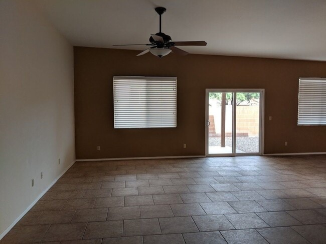 Photo - 10352 N Fox Croft Ln