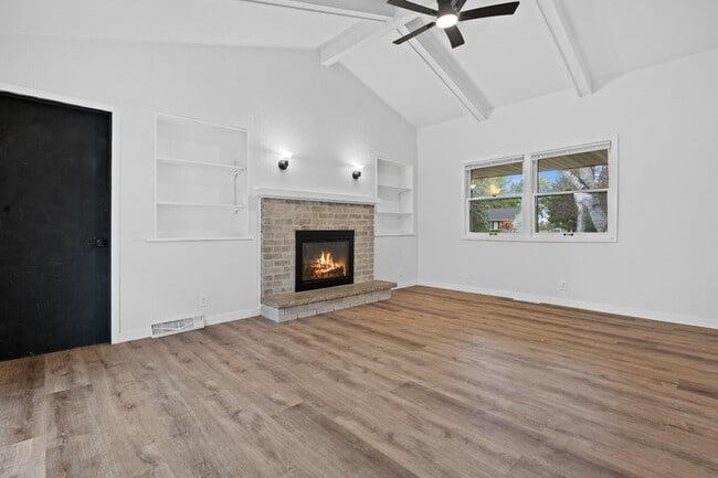 Photo - 2311 W Oakwood Rd