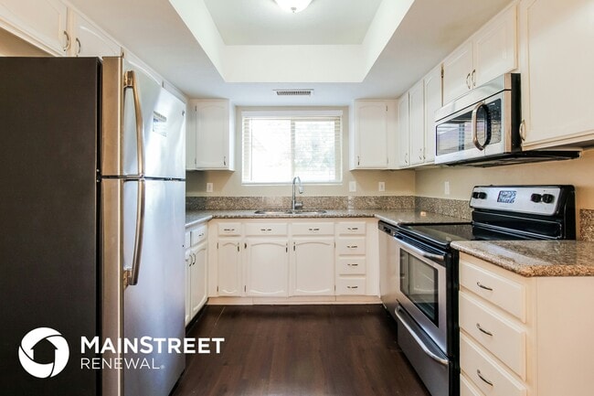 Photo - 16422 N 66th Dr