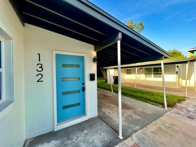 Photo - 126-132 E Harding St