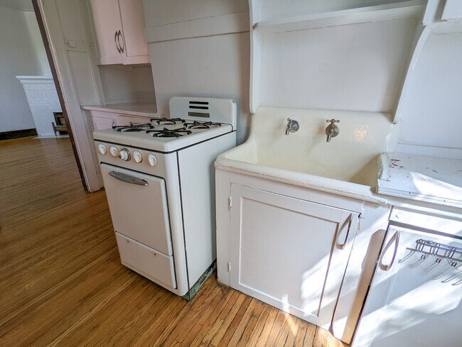 Photo - Arcade Heritage Apartments