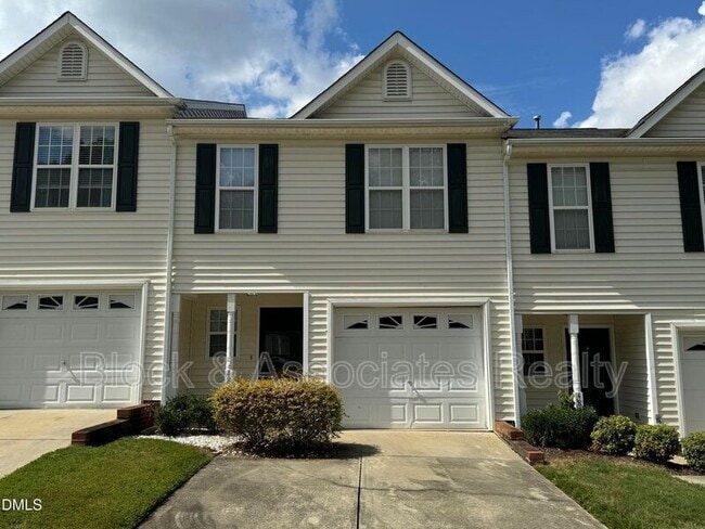 Building Photo - 4804 Tanglewood Oaks St
