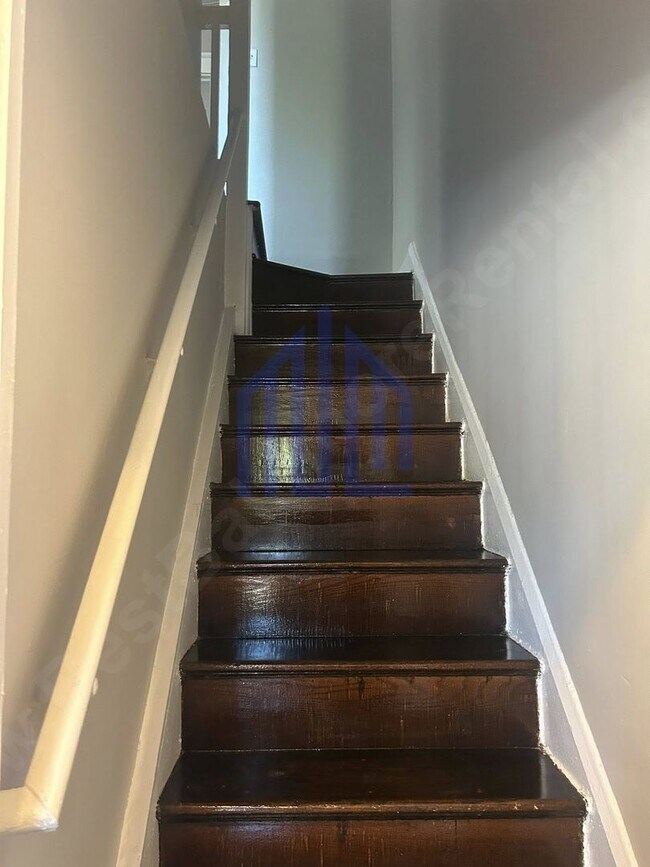 Photo - 2761 Baker St Unidad 2