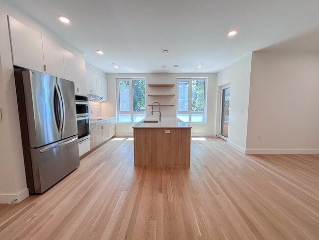 Photo - 213 Harvard St Unidad 3