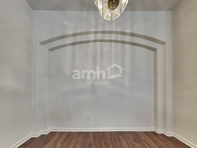 Photo - 16 Slow Creek Dr