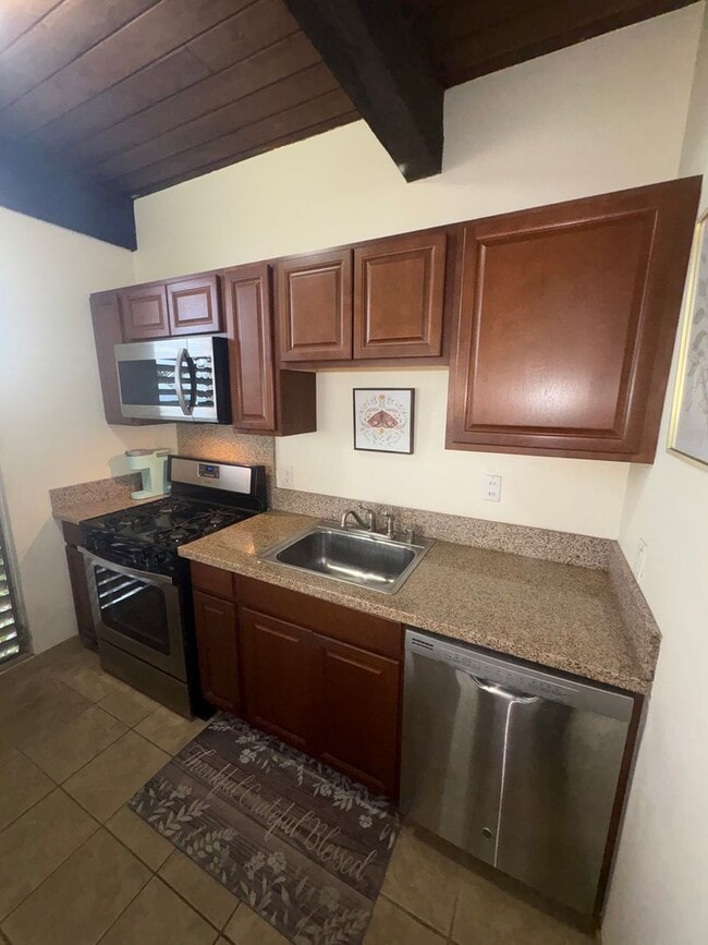Photo - UNFURNISHED 1BD/1BA WITH AN OCEAN VIEW