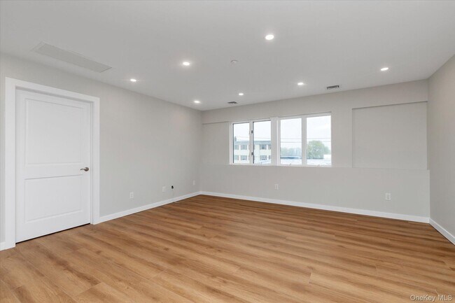 62 South St