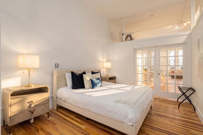 Photo - 508 Broadway-SI ID1035002P Unit SI ID1035002P