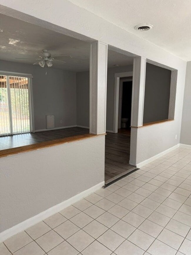 Photo - 3 Bedroom West Salem House w/ Large Fenced Backyard