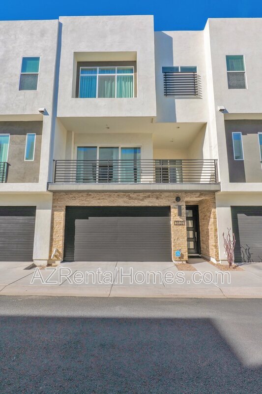 Photo - 3122 N 71st St