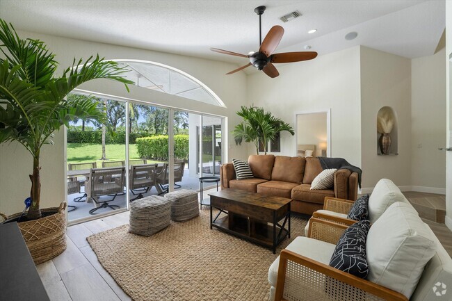 Building Photo - 4033 Bluff Harbor Way Rental