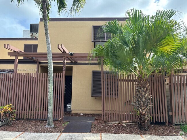 Building Photo - 10850 S Golfview Dr Rental