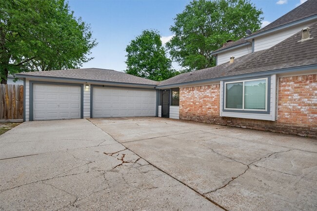 Photo - 19919 Sundance Dr