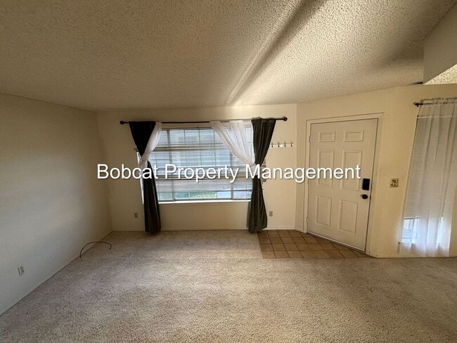 Photo - 1420 Douglas Ave