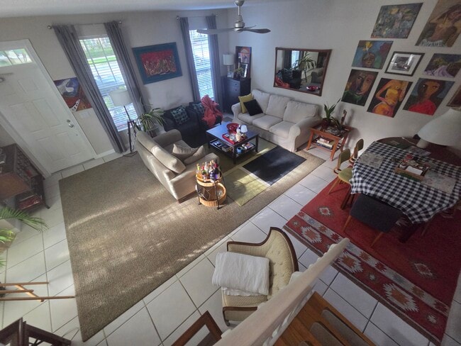 living room from aereal view - 137 Radcliffe Ct