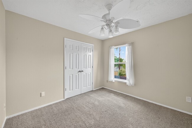 Building Photo - 5006 Mossy Bridge Dr