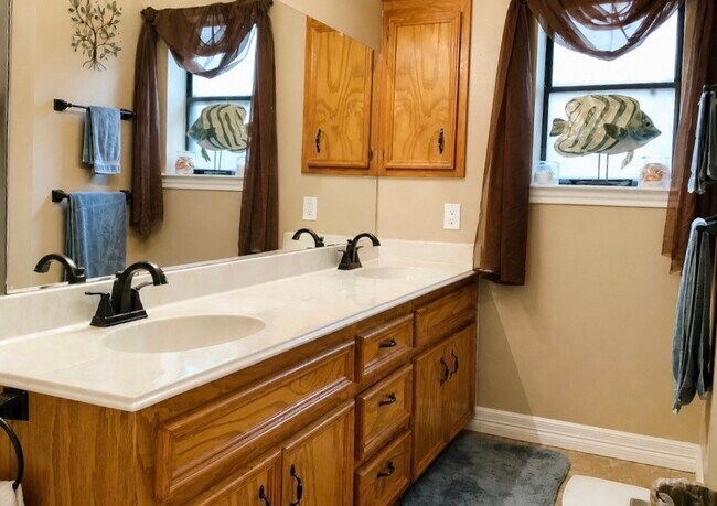 Photo - 6839 Kingston Cove Ln
