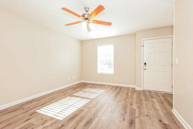 Photo - 1320 E Nir Shreibman