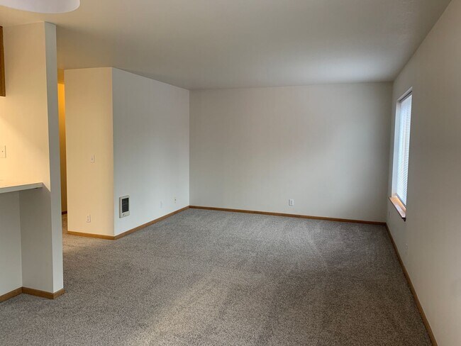 Photo - NE Bend Apartment Available 6/15 Unit #1
