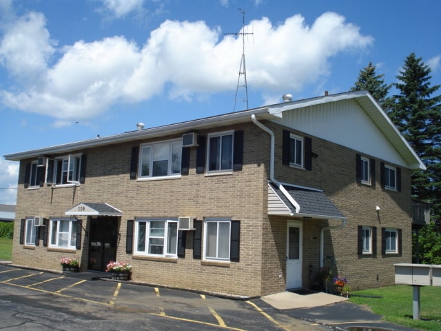 Building Photo - 106 N Holmen Dr Rental