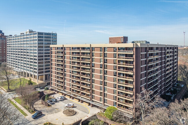 Winthrop House Condominium - Winthrop House Condominium