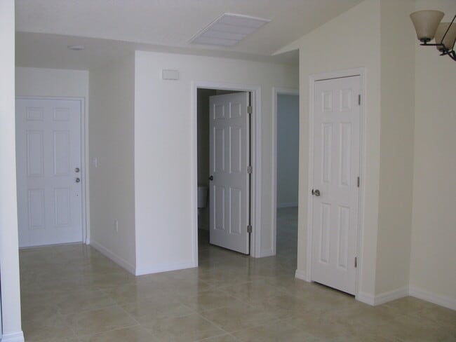 Photo - 1213 Oceanic Rd