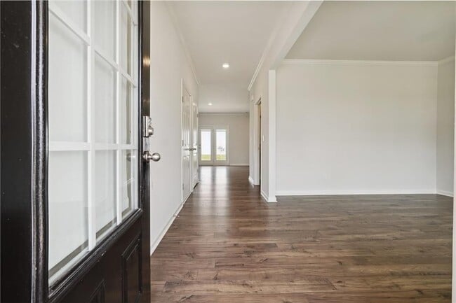 Photo - 100 Fernbrook Trl