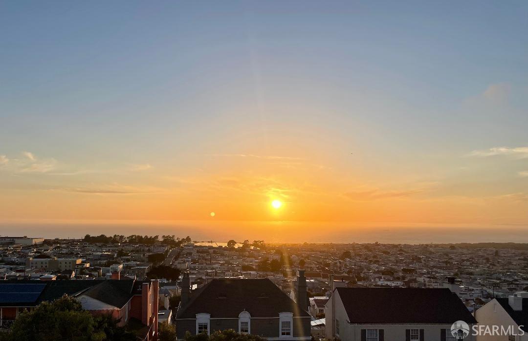 Photo - 1095 Pacheco St (San Francisco, CA)