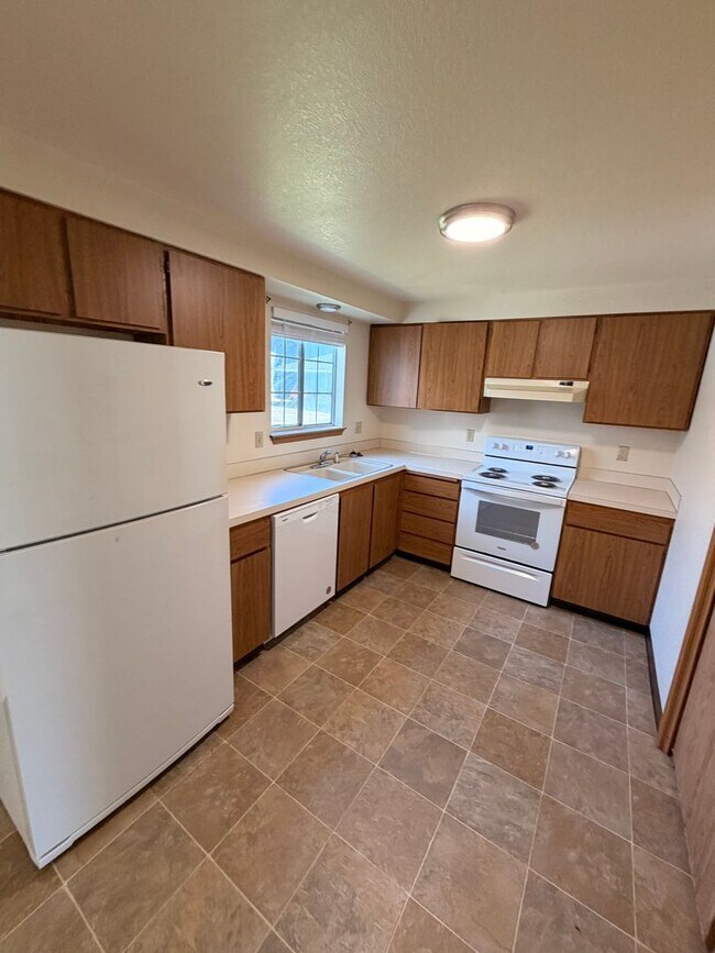Photo - W. RoseHill Unit 3622 W. Rosehill #102