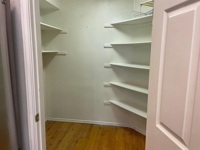 Photo - 604 Territory Cove