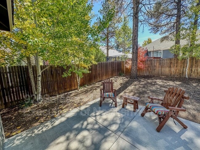 537 W Nugget Trail
