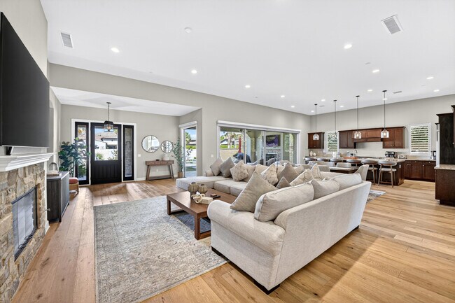 55120 Autumn Valley Ct