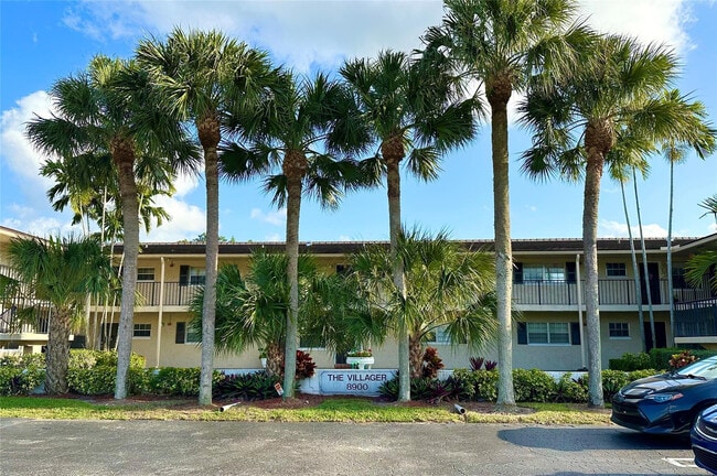 Building Photo - 8900 W Sample Rd Unit 106