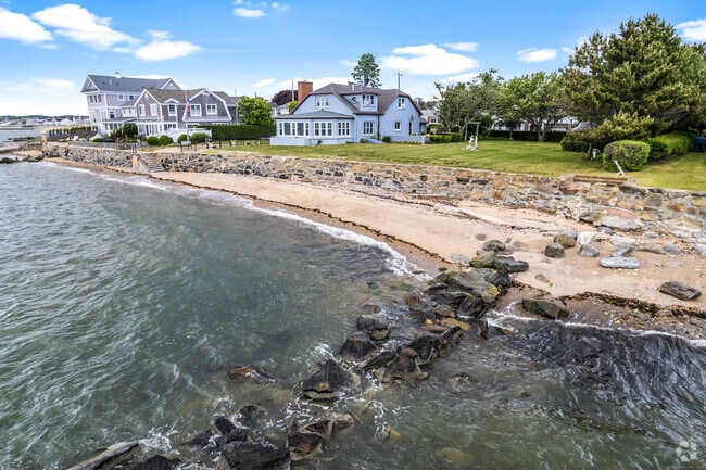 Building Photo - 29 W Shore Dr Rental