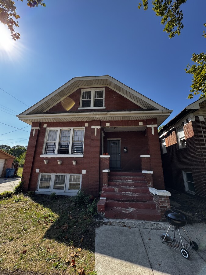 Photo - 1176 Fillmore St House