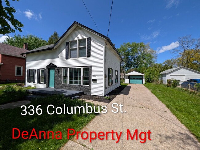 Building Photo - Remodeled 2 -3 bedroom home Elyria