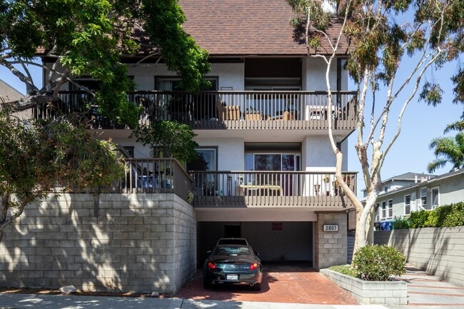2807 Highland - 2807 Highland Ave Unit #1