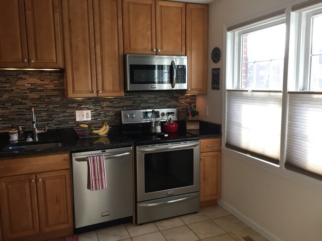 Photo - 1331 Chetworth Ct