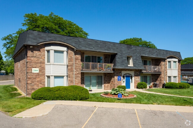 Arbor Circle Apartments