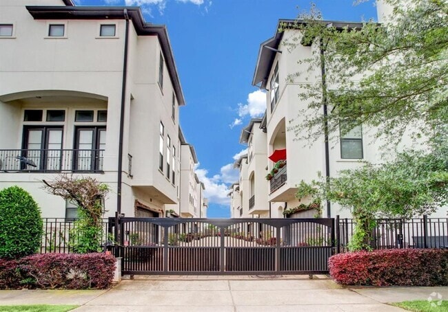 Building Photo - 1853 Dart St Rental