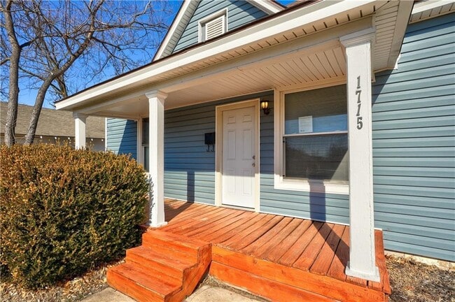 Photo - 1715 NW 21st St