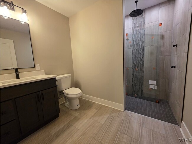 Photo - 100 Buckley Rd