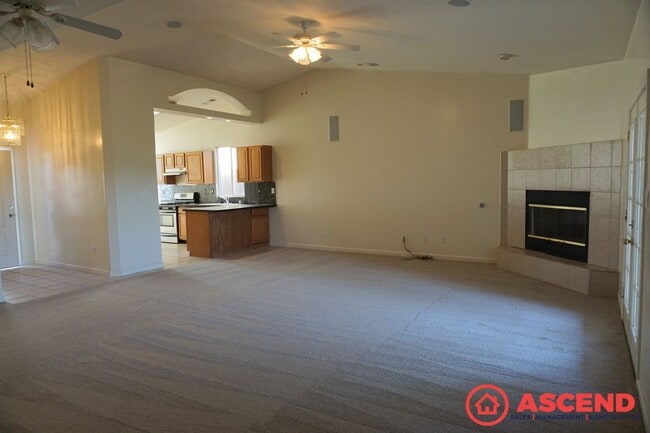 Photo - Charming Home in North Bakersfield!