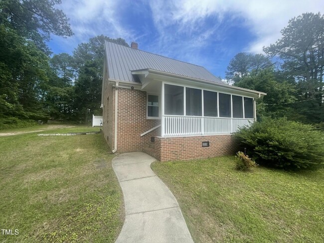 Photo - 1237 Martin Pond Rd House