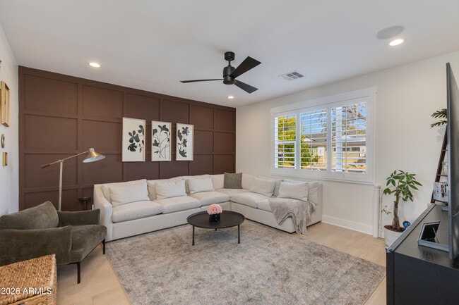 Photo - 3247 E Sells Dr