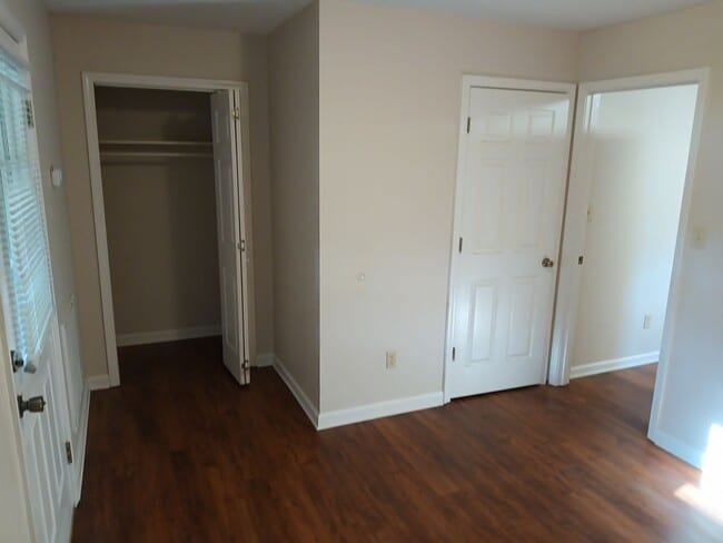 Photo - 104 Majestic Dr