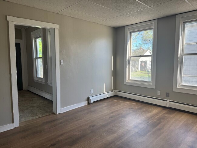 Photo - 20 Bellevue St